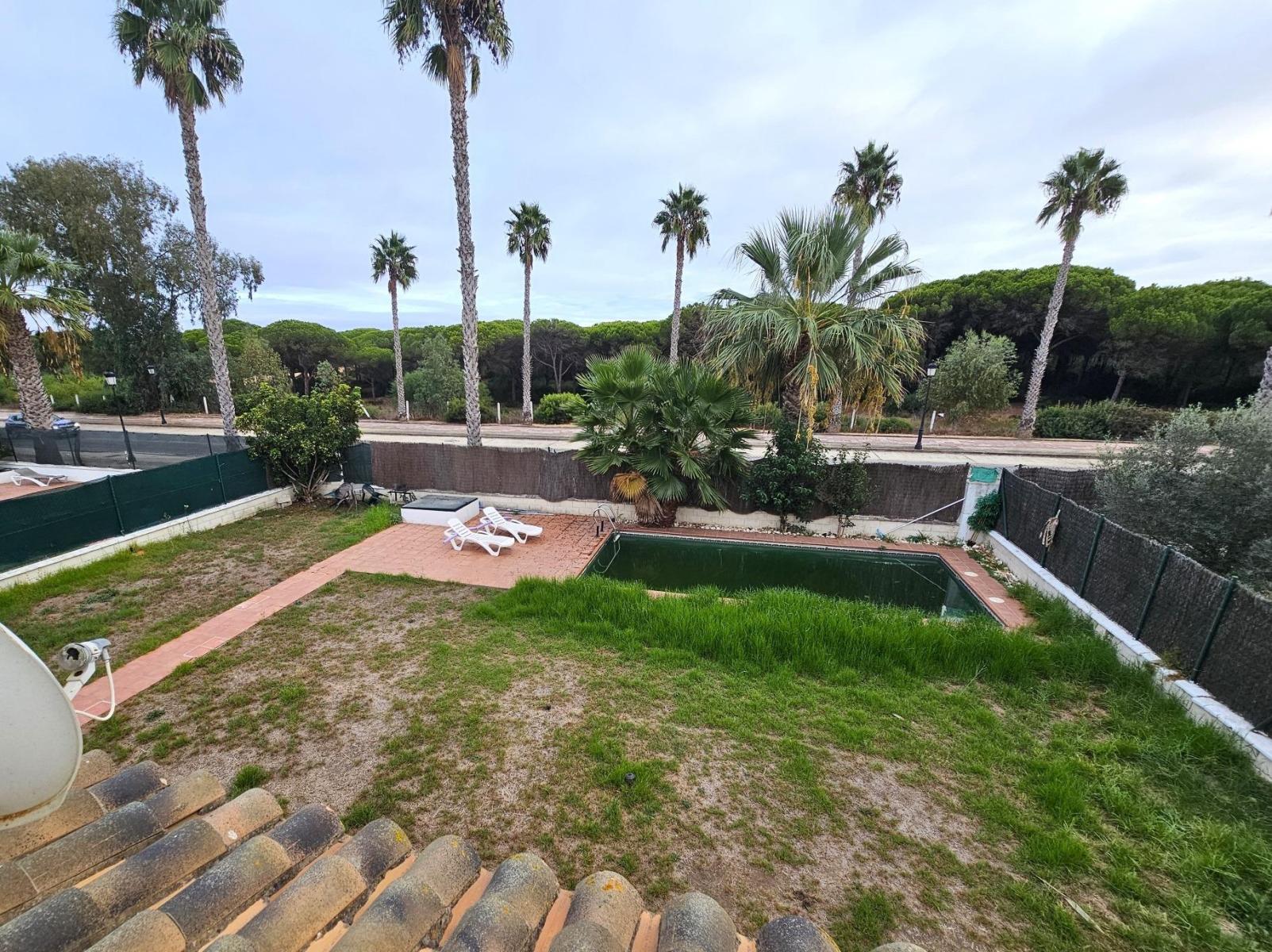Villa for Sale in Chiclana de la Frontera