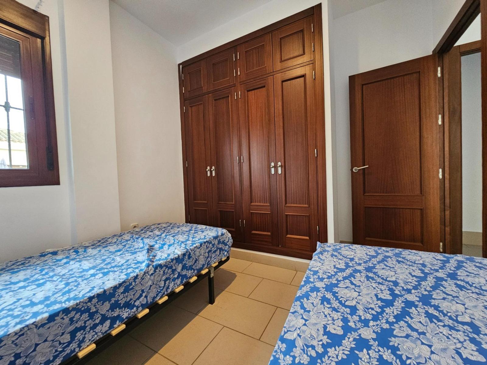 Villa for Sale in Chiclana de la Frontera