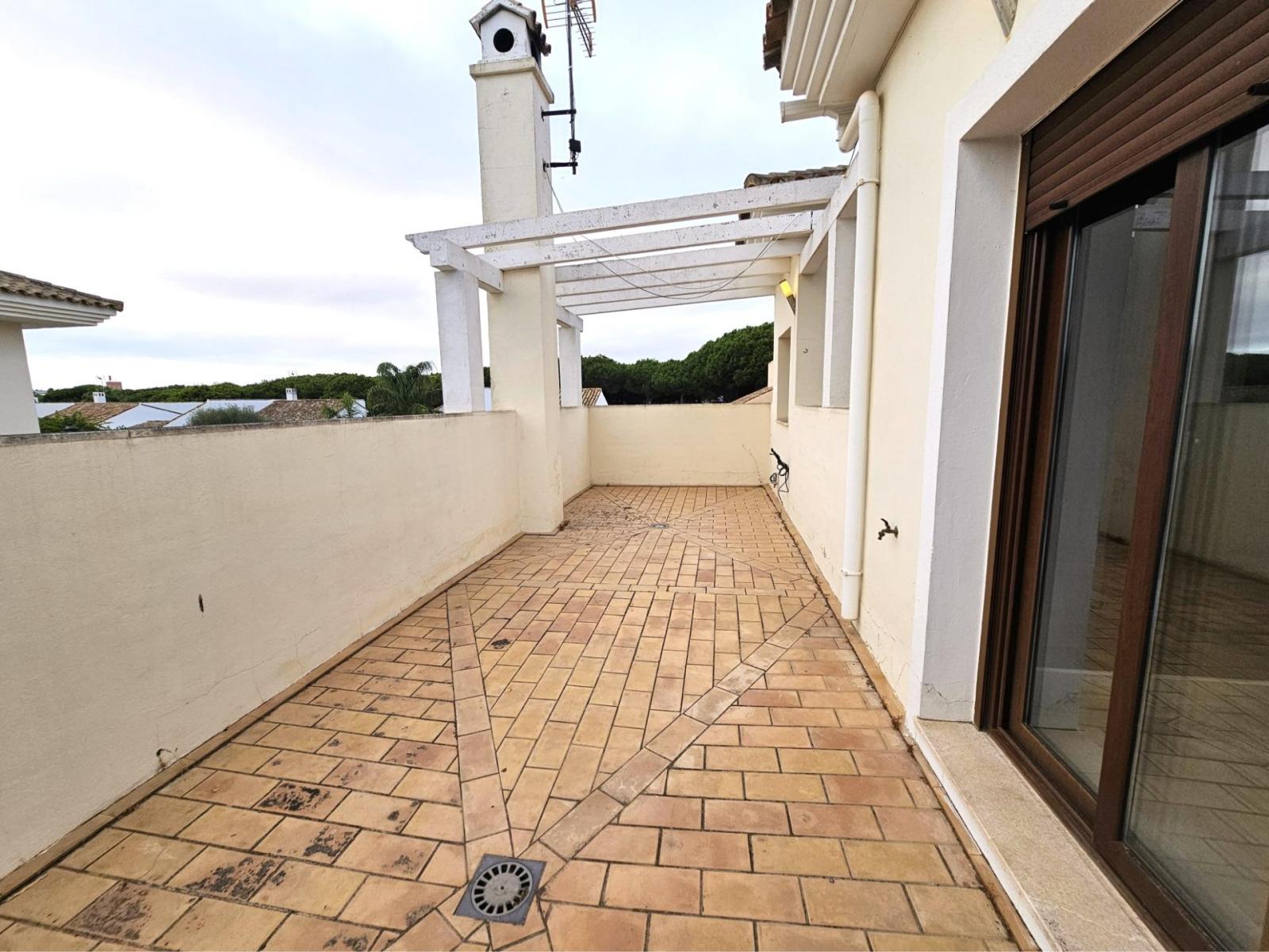 Villa for Sale in Chiclana de la Frontera