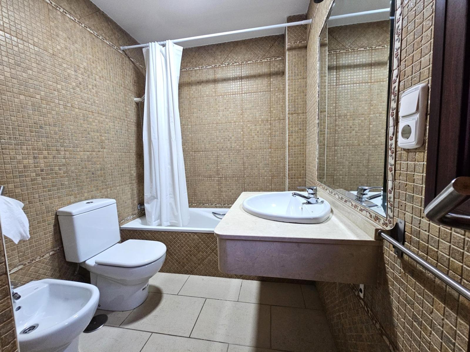 Villa for Sale in Chiclana de la Frontera