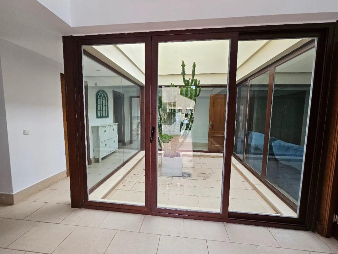 Villa for Sale in Chiclana de la Frontera