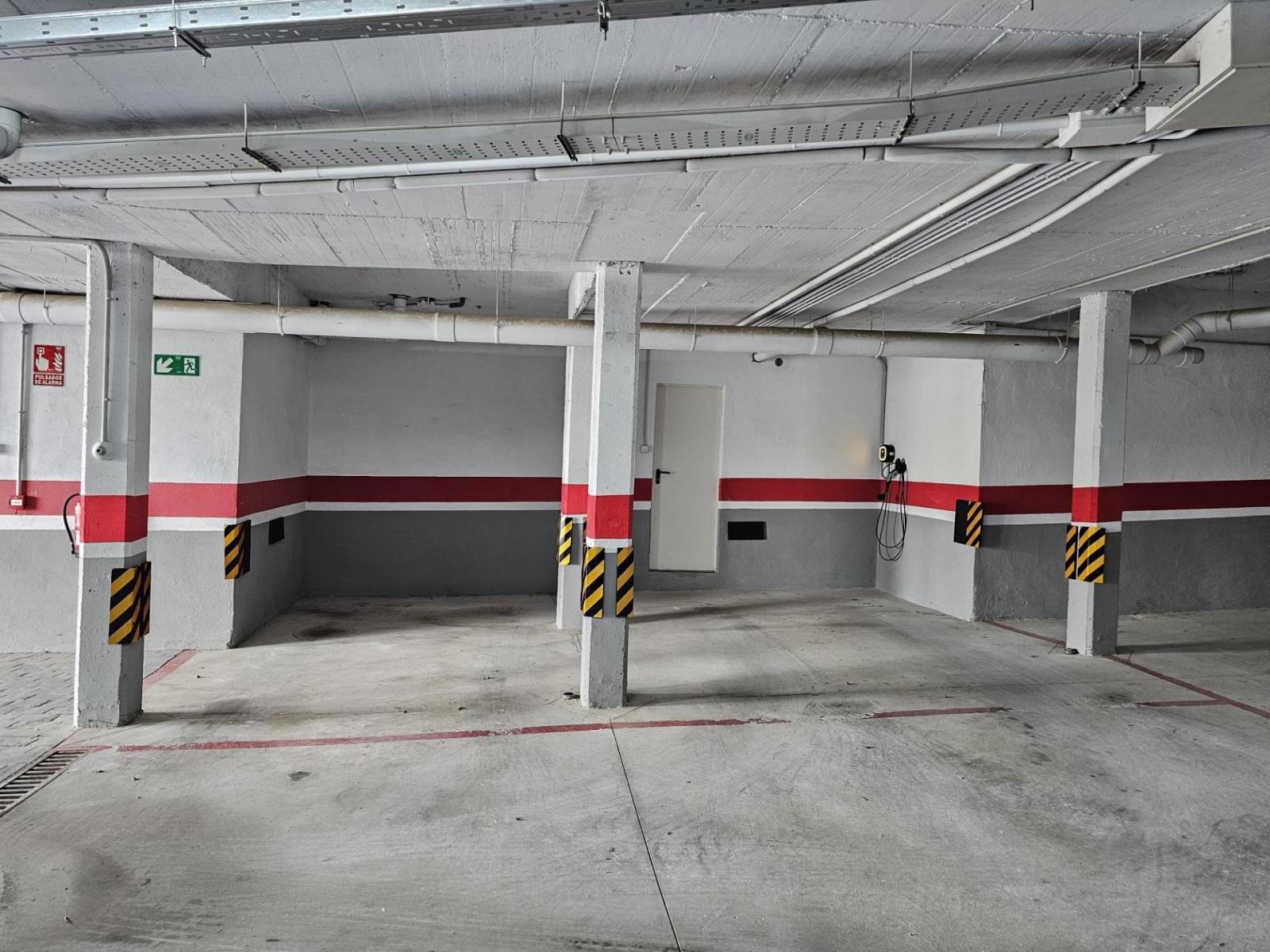 Garaje en Venta en Estepona