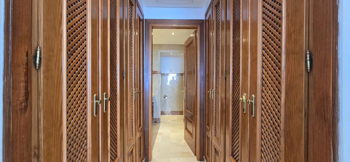 Apartamento en Venta en Estepona