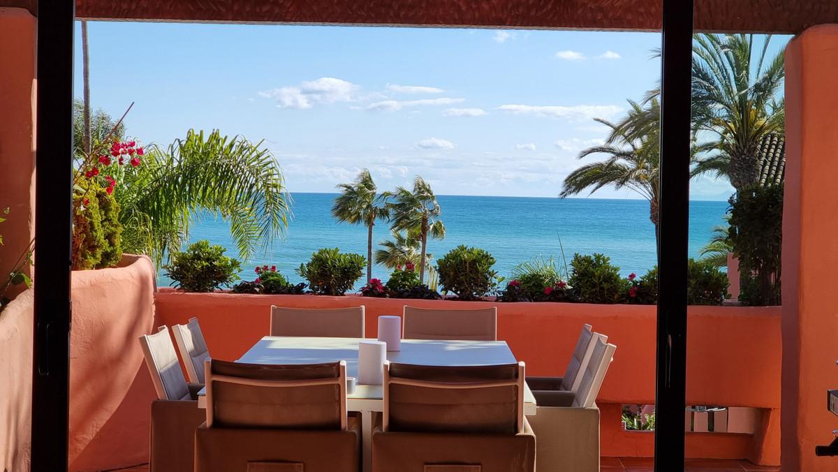 Apartamento en Venta en Estepona