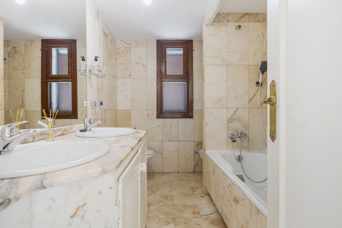 Adosado en Venta en Estepona
