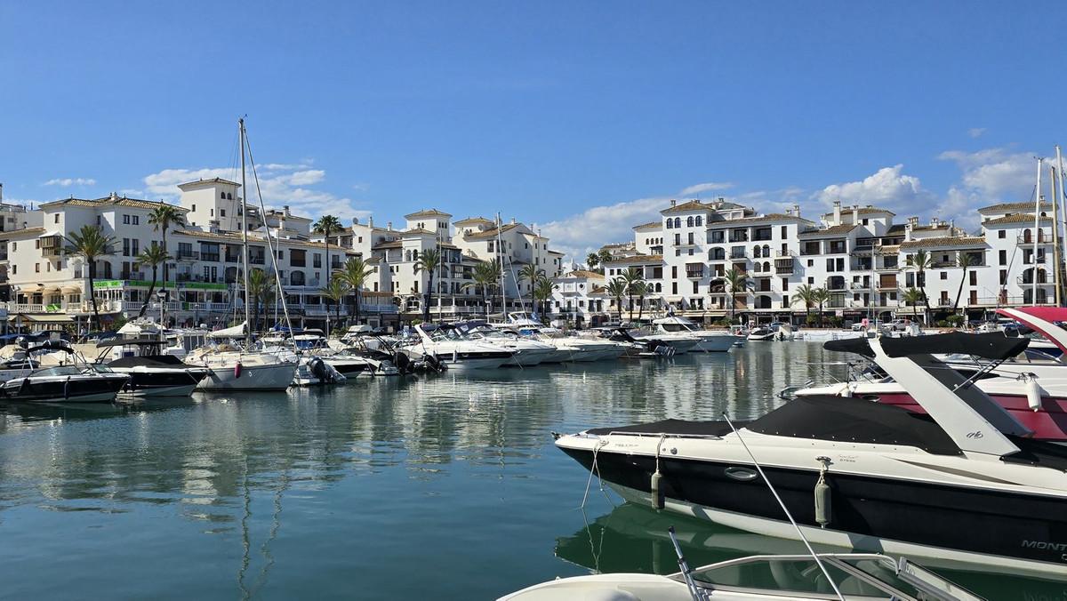 Apartamento en Venta en Manilva