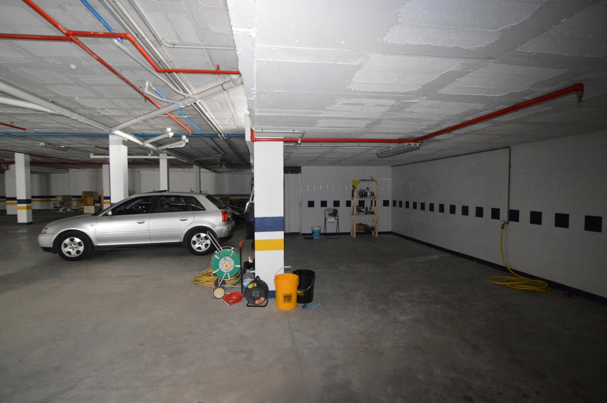 Garage for Sale in Marbella