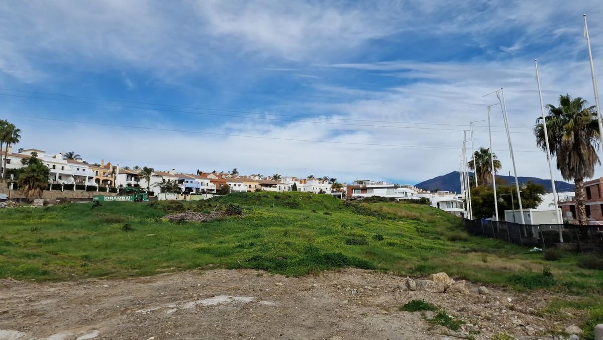Parcela en Venta en Estepona