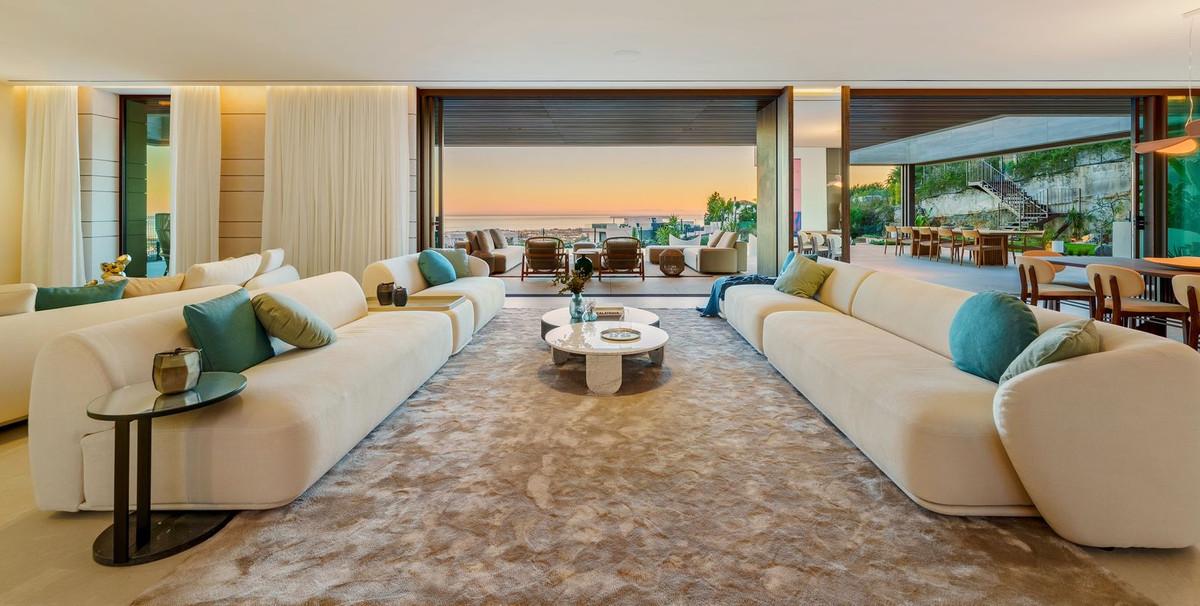 Villa for Sale in Benahavís