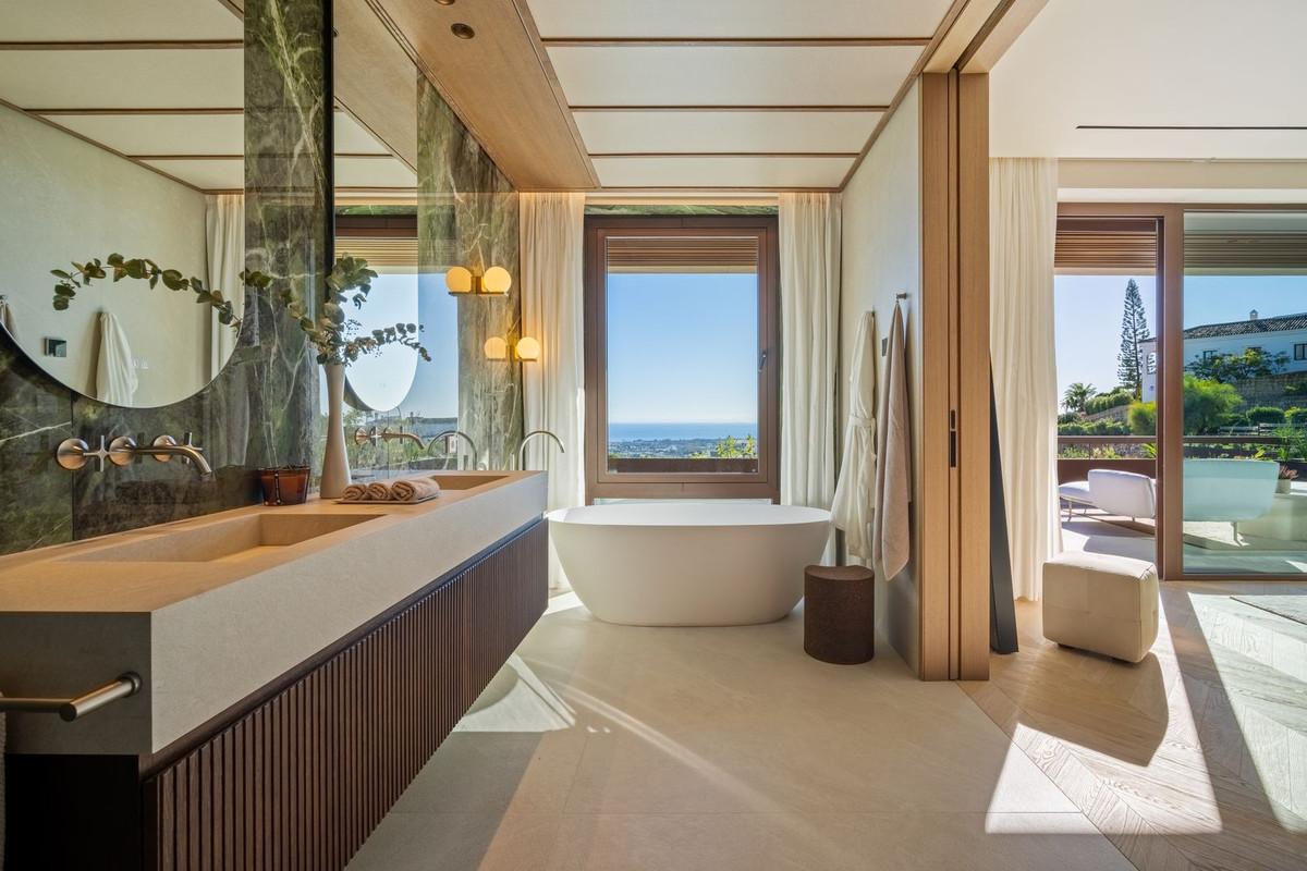 Villa for Sale in Benahavís