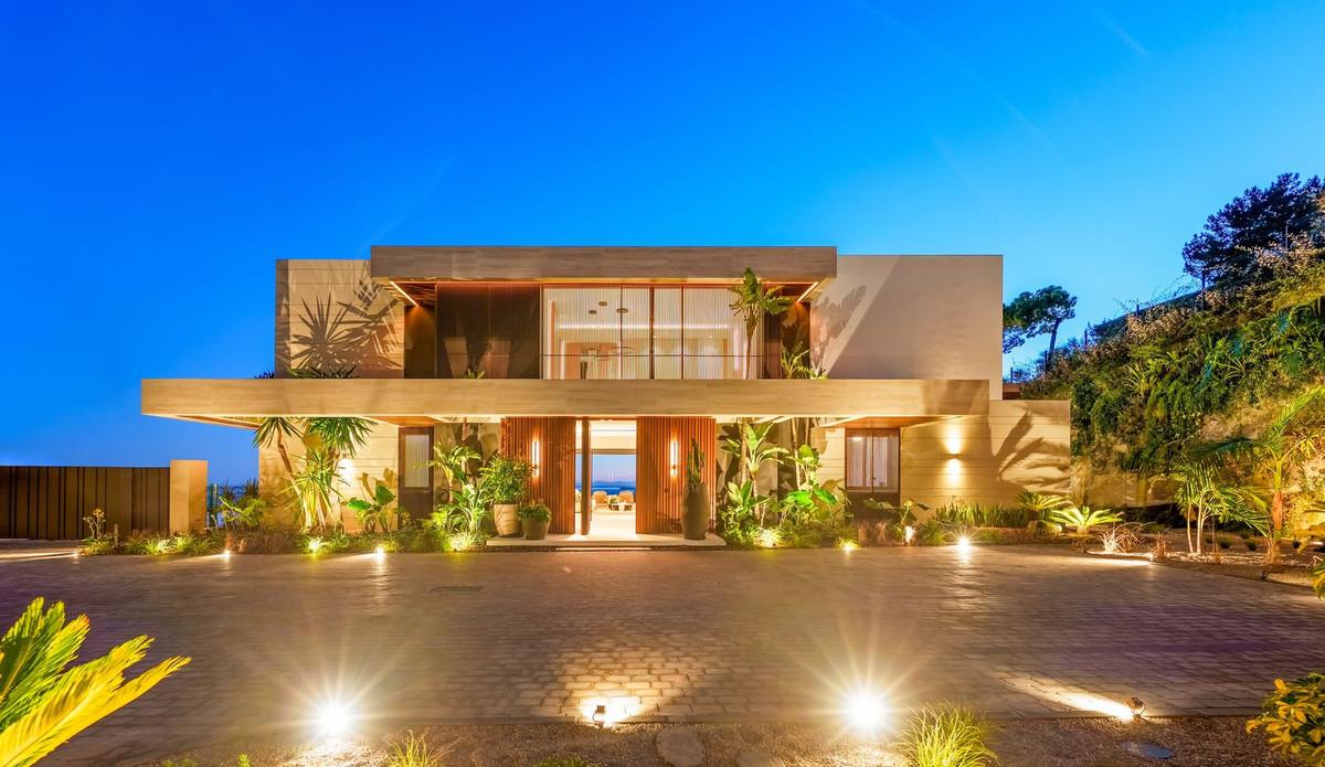 Villa for Sale in Benahavís
