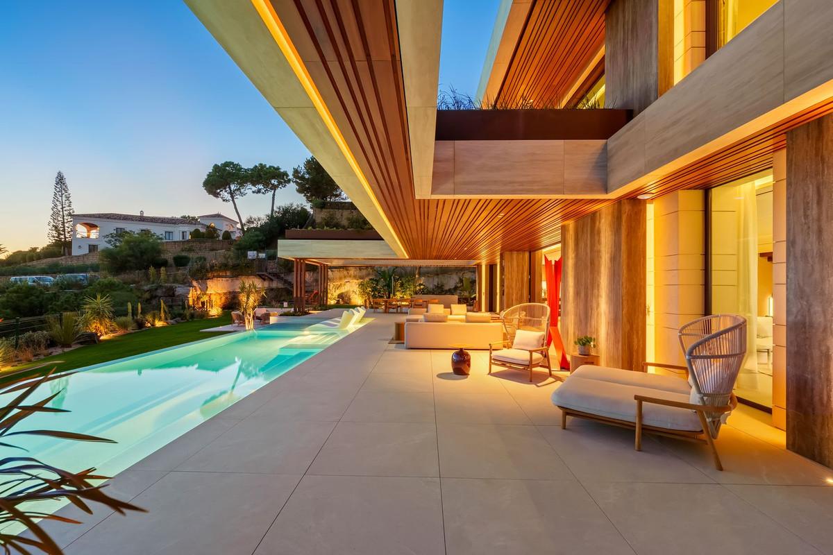Villa for Sale in Benahavís