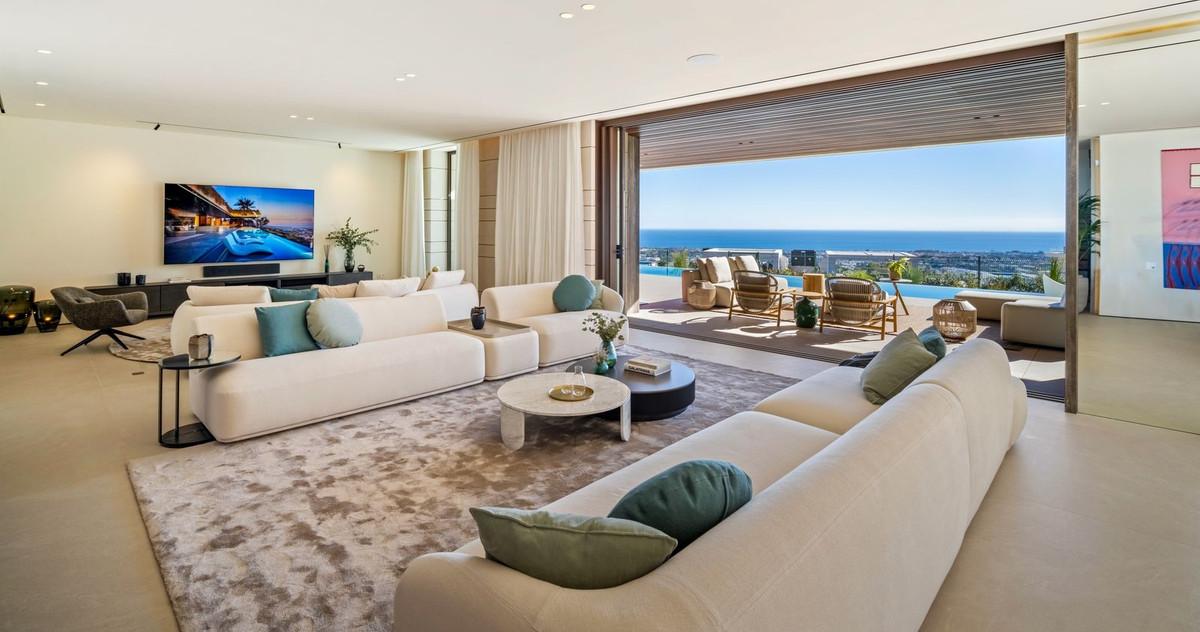 Villa for Sale in Benahavís