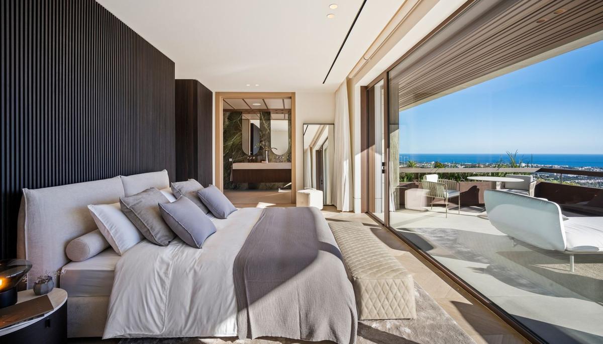 Villa for Sale in Benahavís