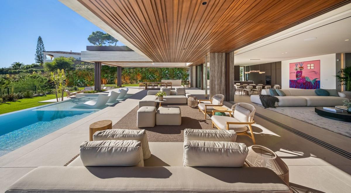 Villa for Sale in Benahavís