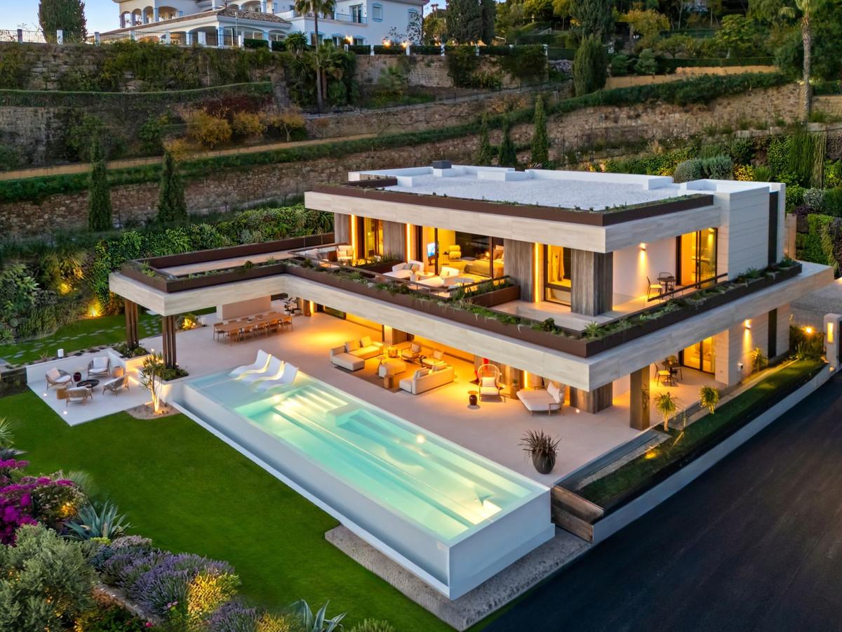 Villa for Sale in Benahavís