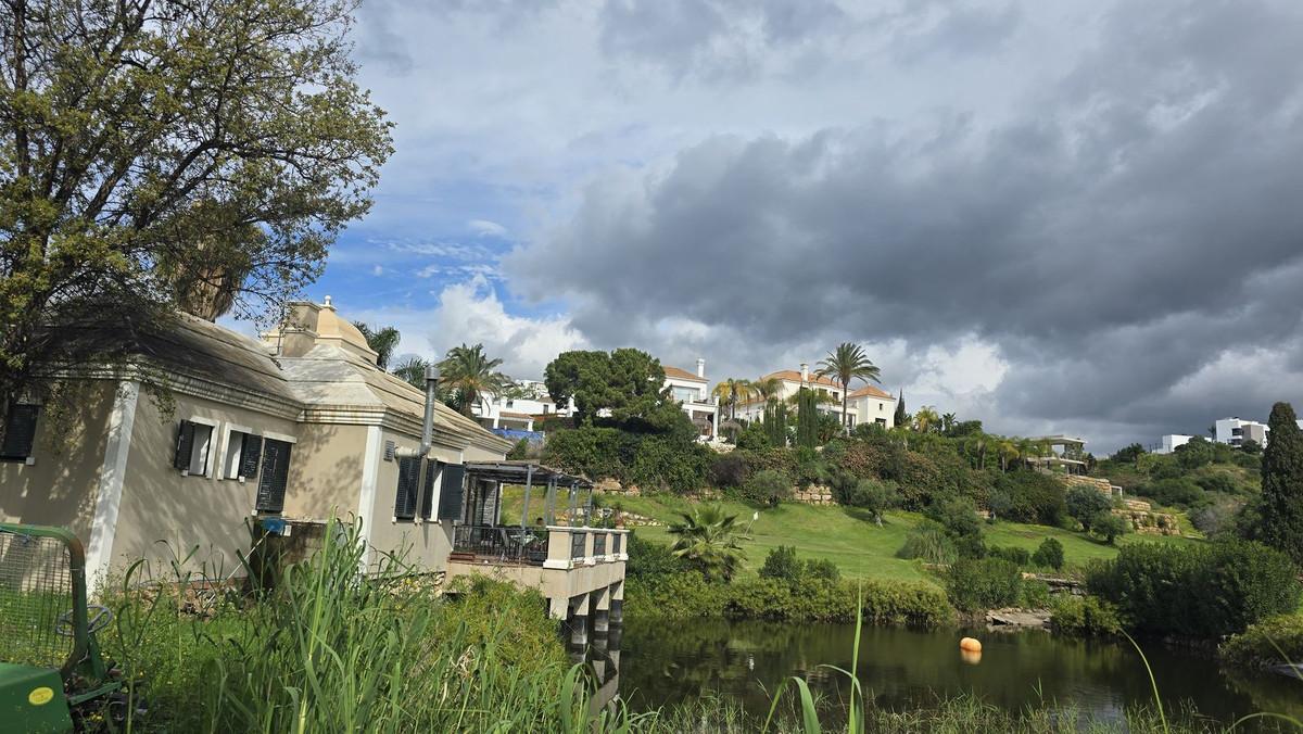 Plot for Sale in Estepona