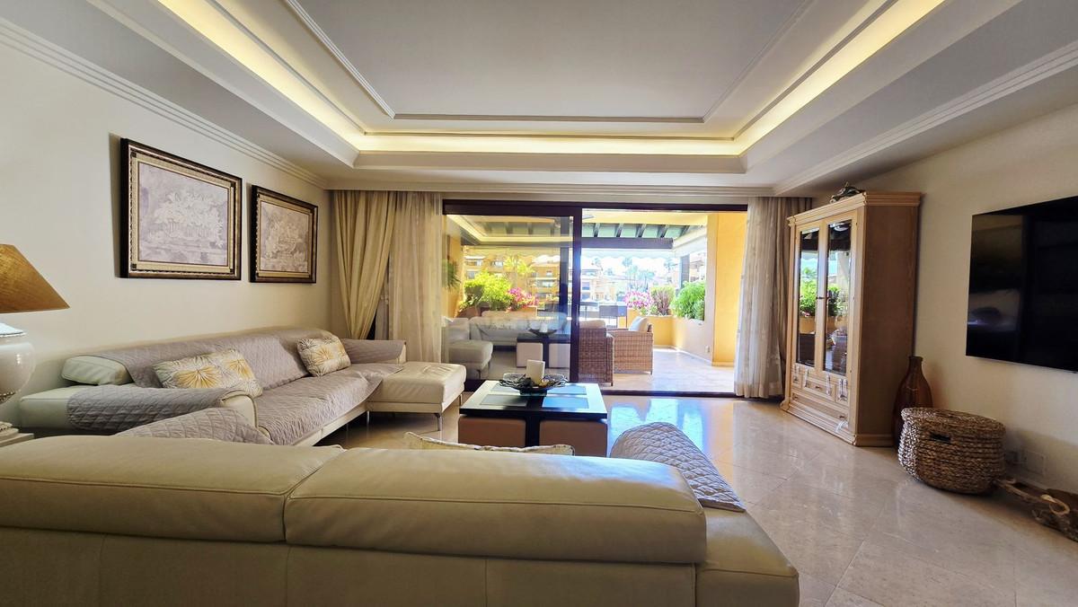 Apartment for Sale in Estepona