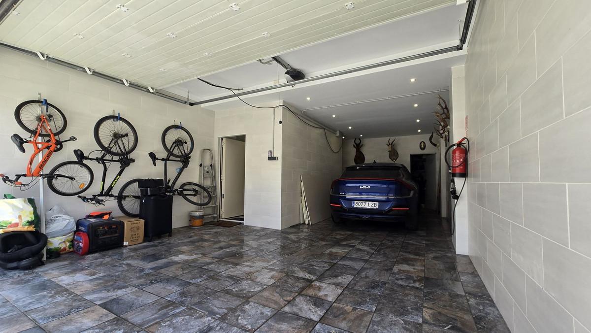 Premise for Sale in Marbella