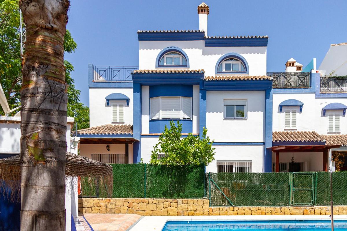 Adosado en Venta en Marbella
