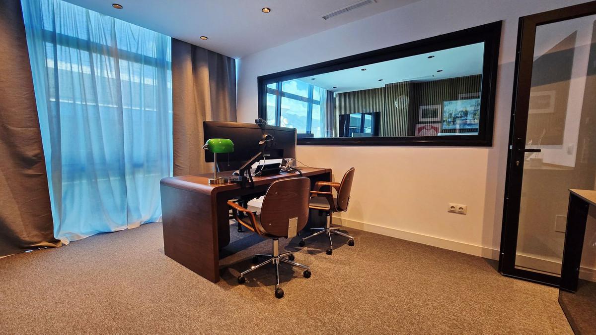 Premise for Sale in Marbella