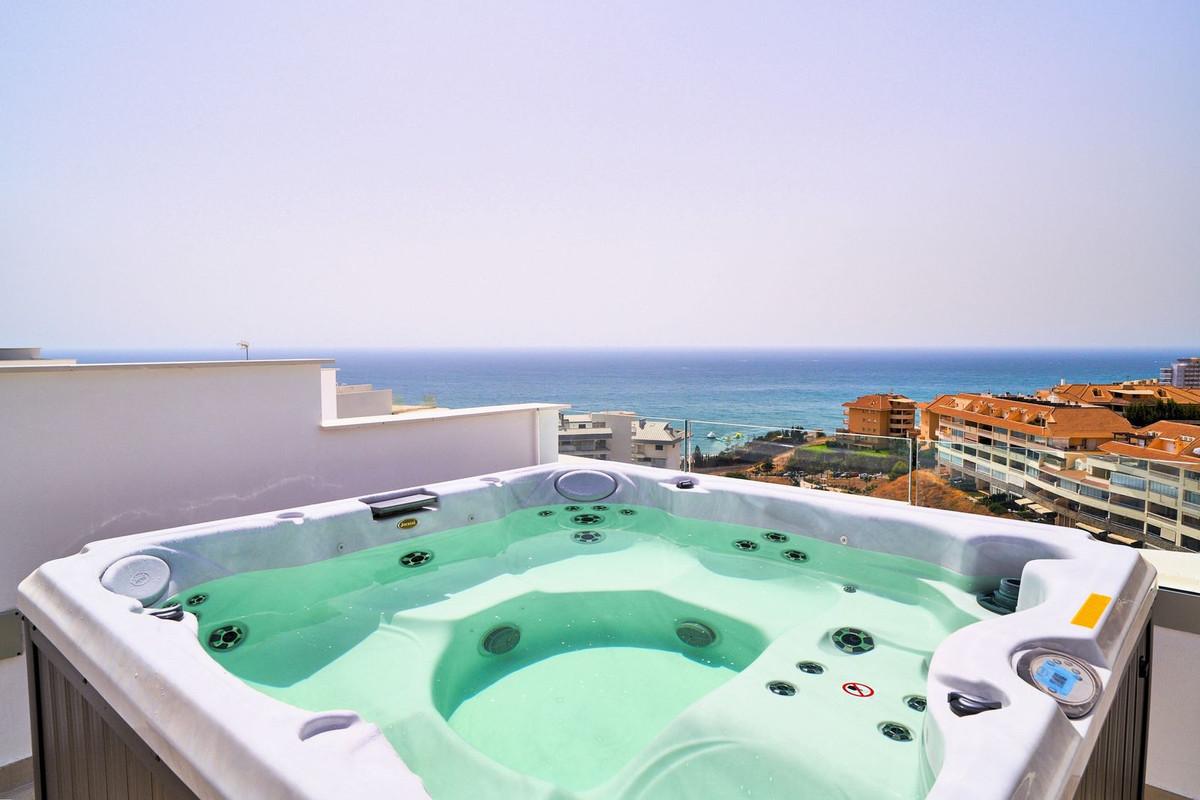 Apartment for Sale in Benalmádena