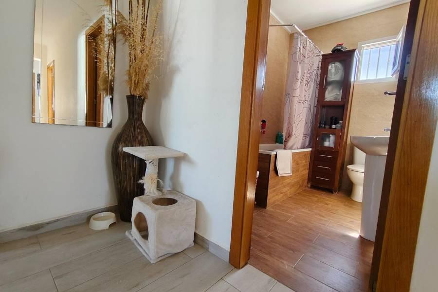 Chalet for Sale in Torrevieja
