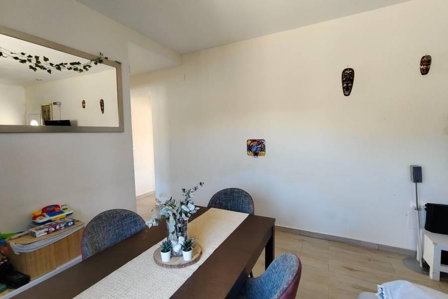 Chalet for Sale in Torrevieja