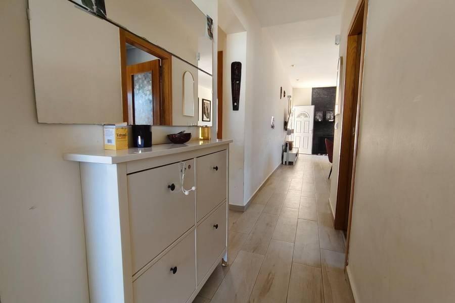 Chalet for Sale in Torrevieja