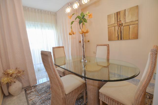 Flat for Sale in Benalmádena