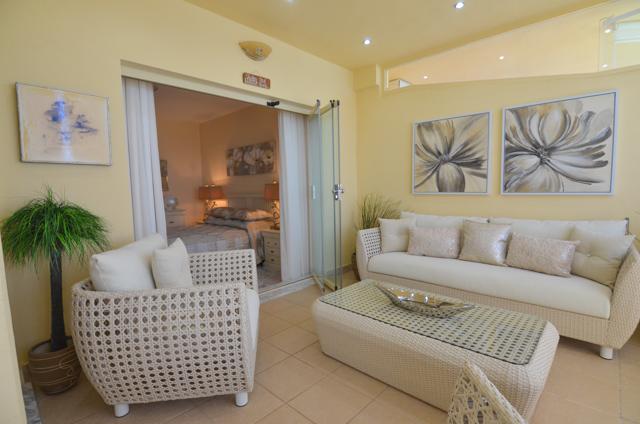 Flat for Sale in Benalmádena