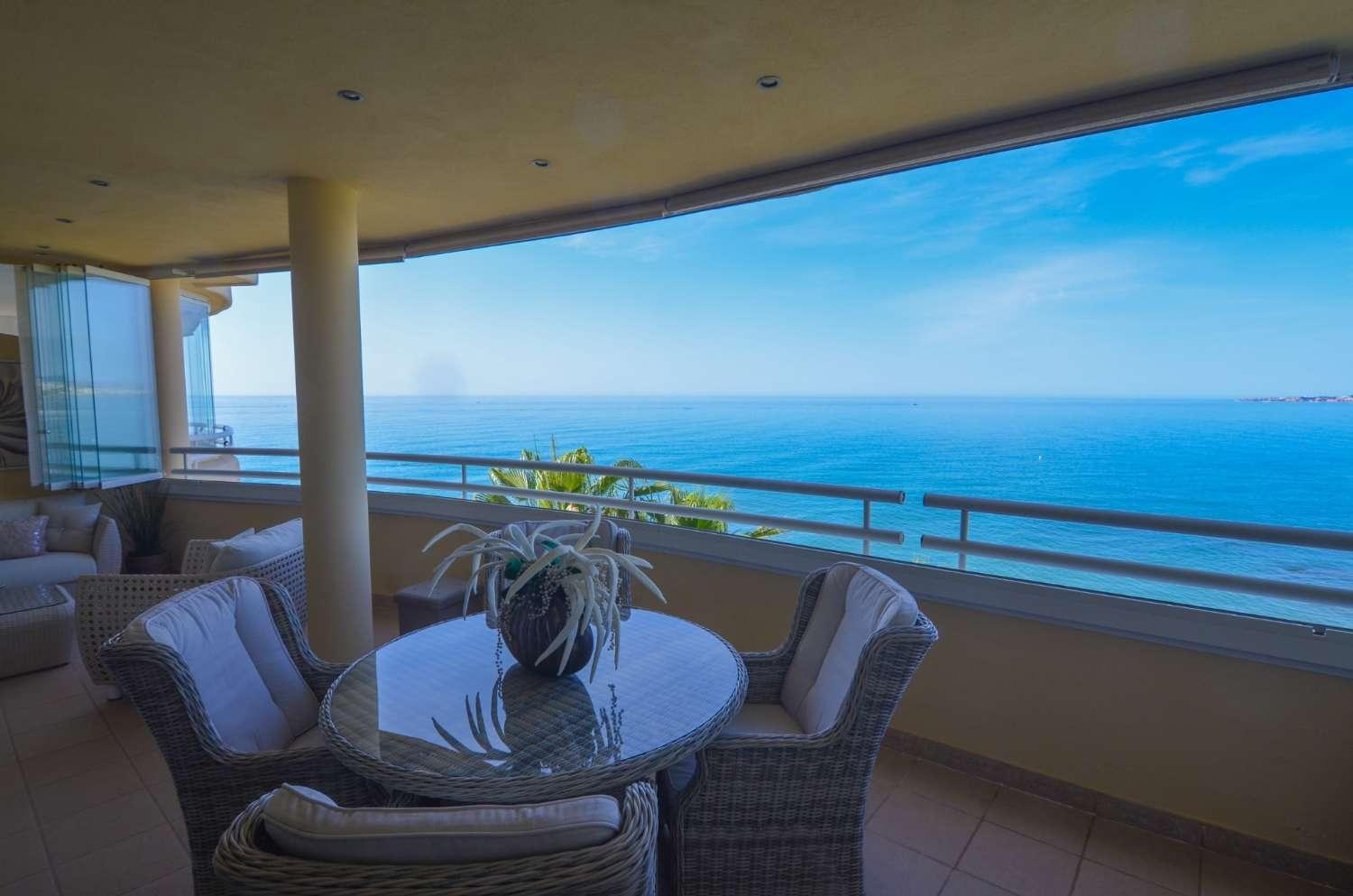 Flat for Sale in Benalmádena