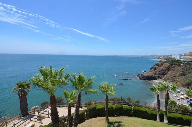 Flat for Sale in Benalmádena