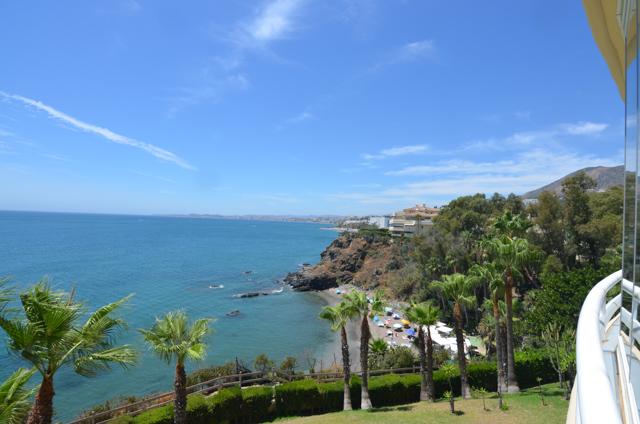Flat for Sale in Benalmádena