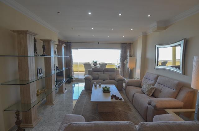 Flat for Sale in Benalmádena
