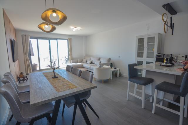 Flat for Sale in Benalmádena