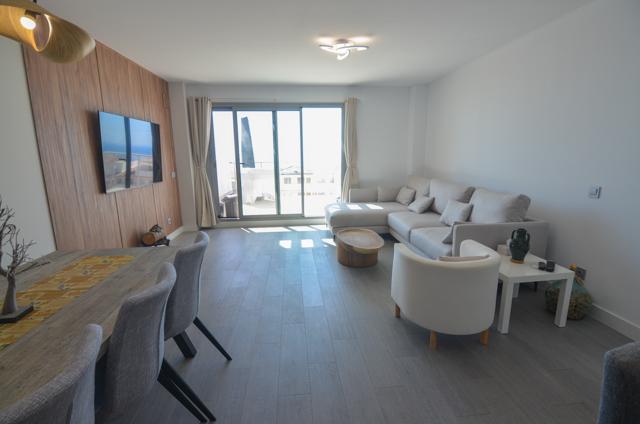 Flat for Sale in Benalmádena