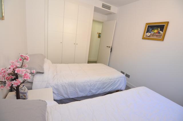 Flat for Sale in Benalmádena
