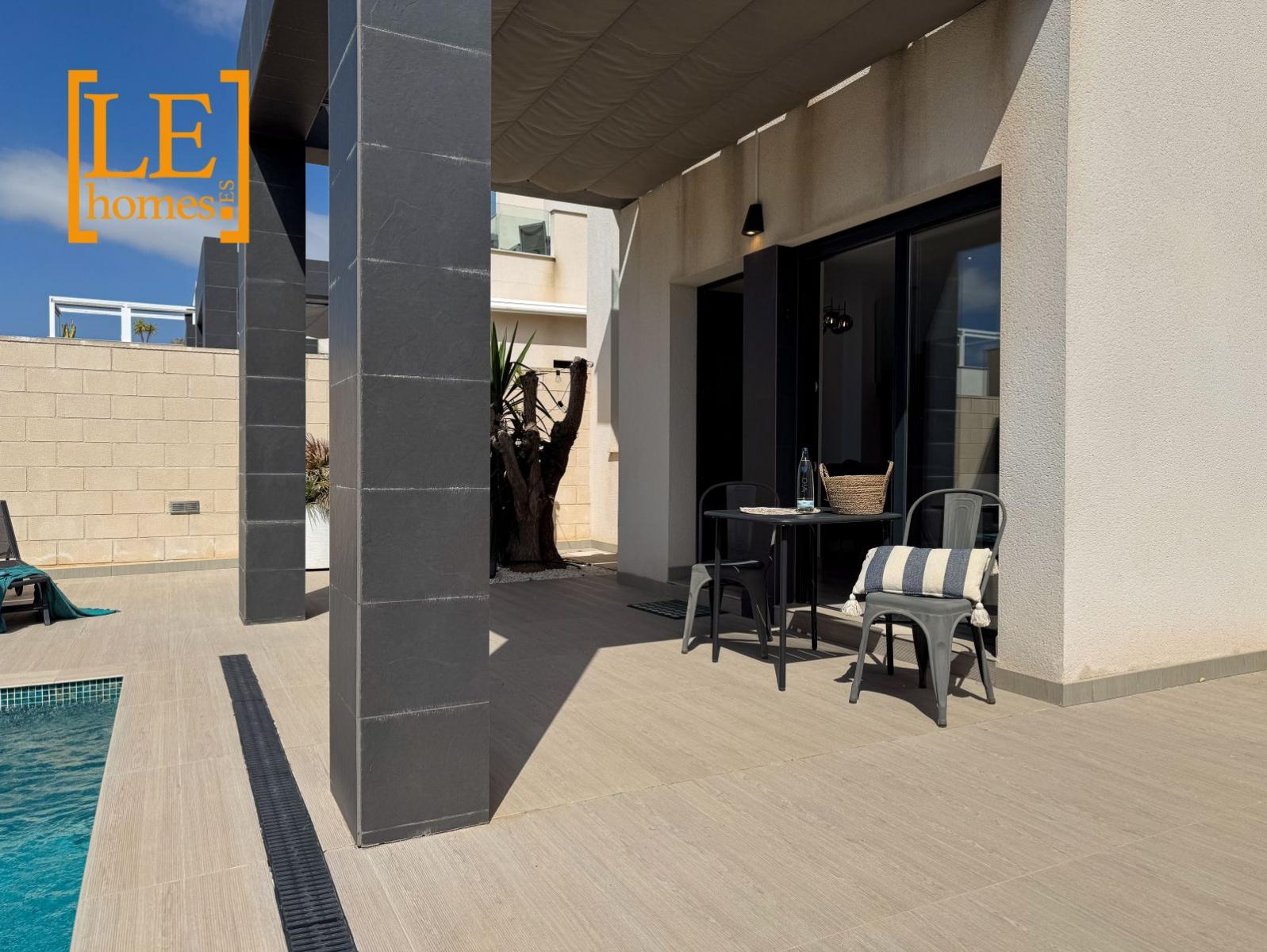 Villa en Venta en Rojales