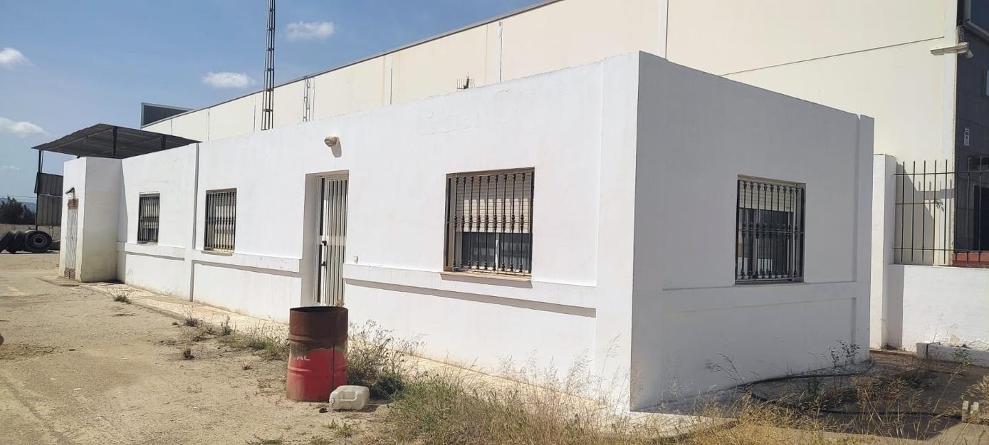 Building for Sale in Antas