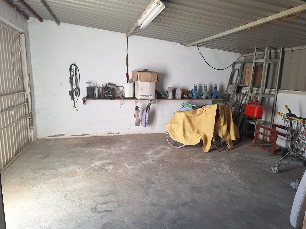 Building for Sale in Antas