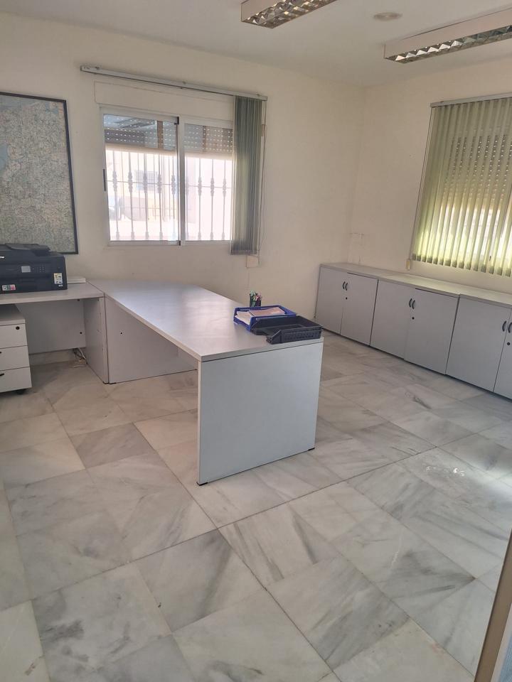 Building for Sale in Antas