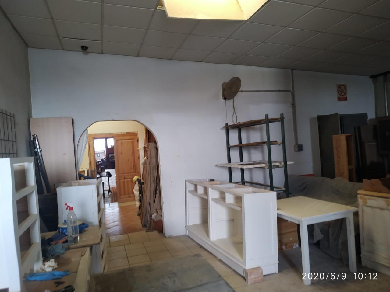 Building for Rent in Antas