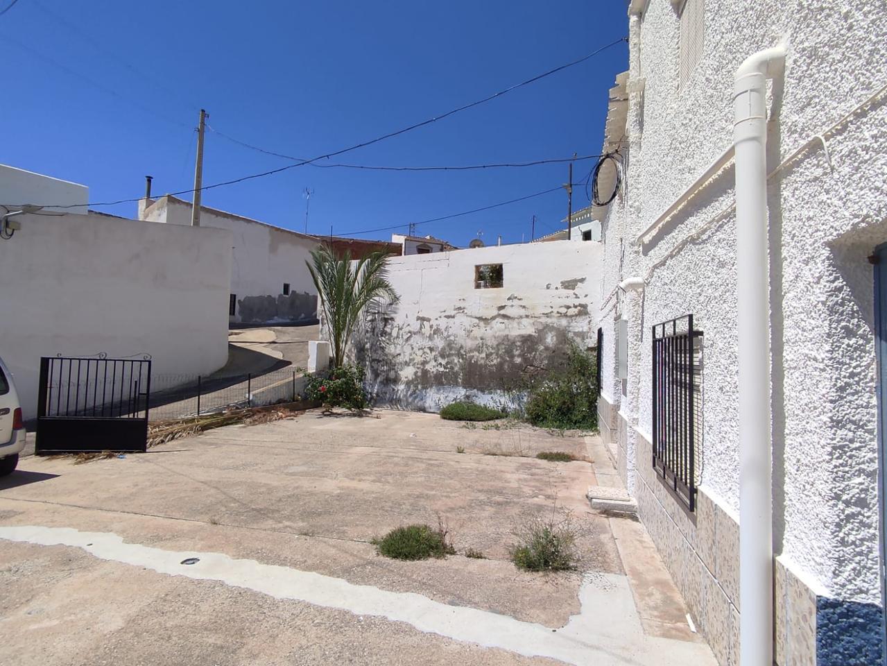 Villa for Sale in Antas