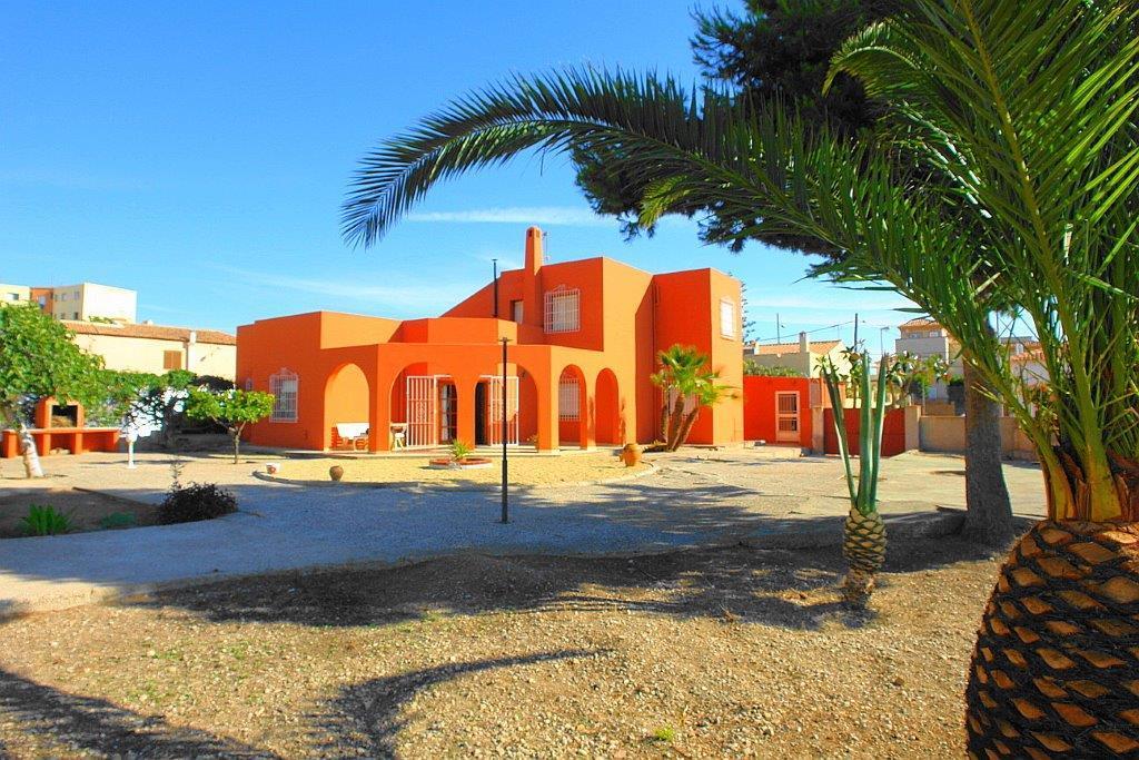 Villa en Venta en Vera