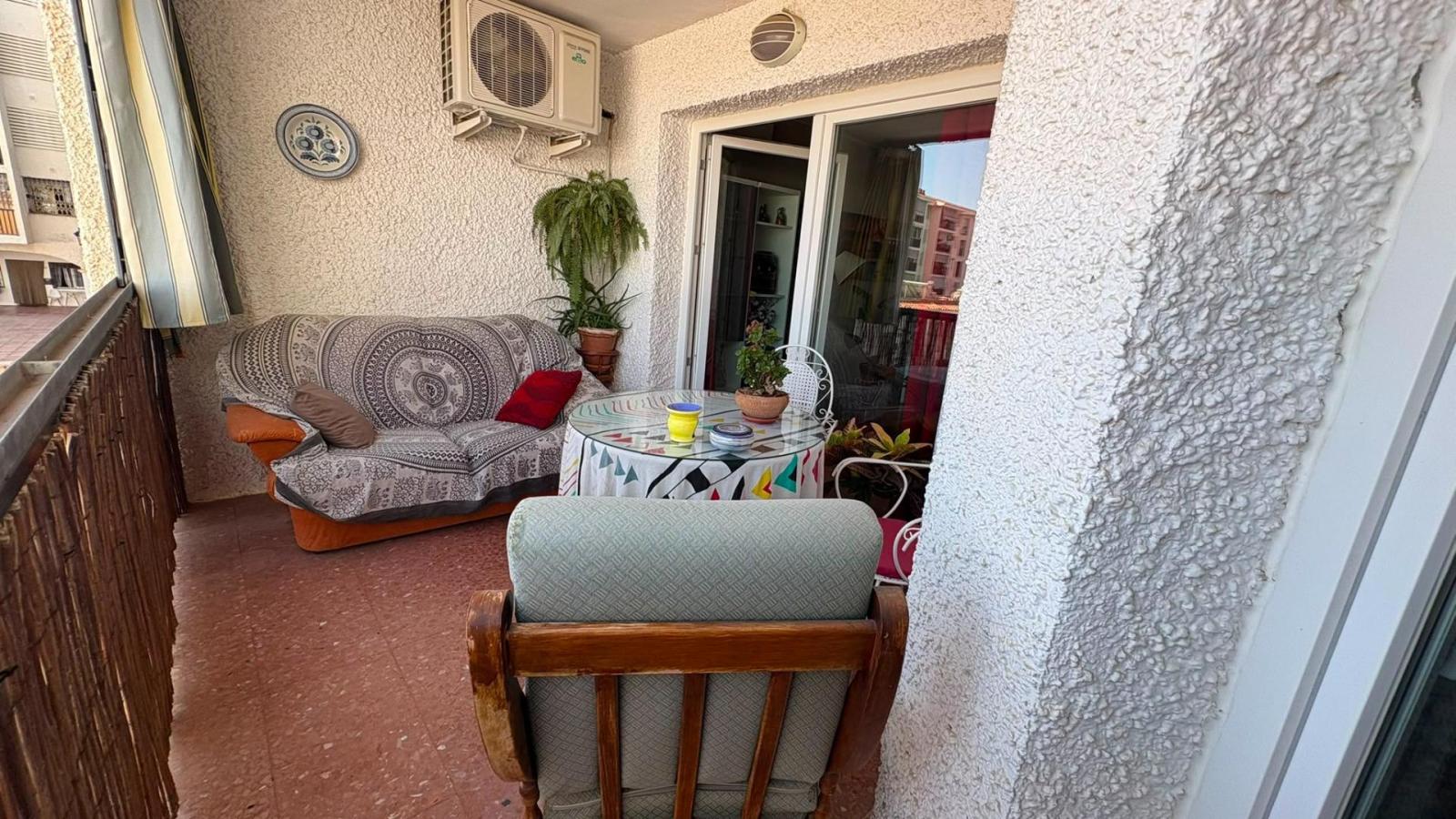 Flat for Sale in Benalmádena
