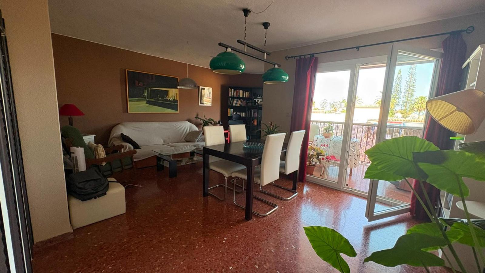 Flat for Sale in Benalmádena