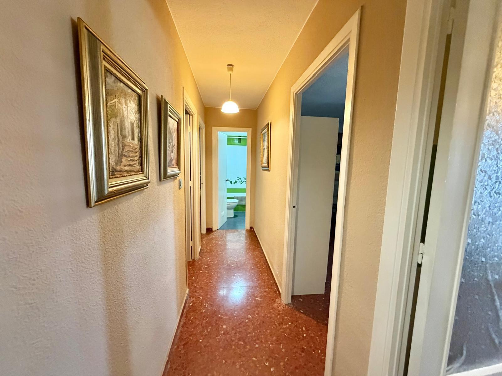 Flat for Sale in Benalmádena