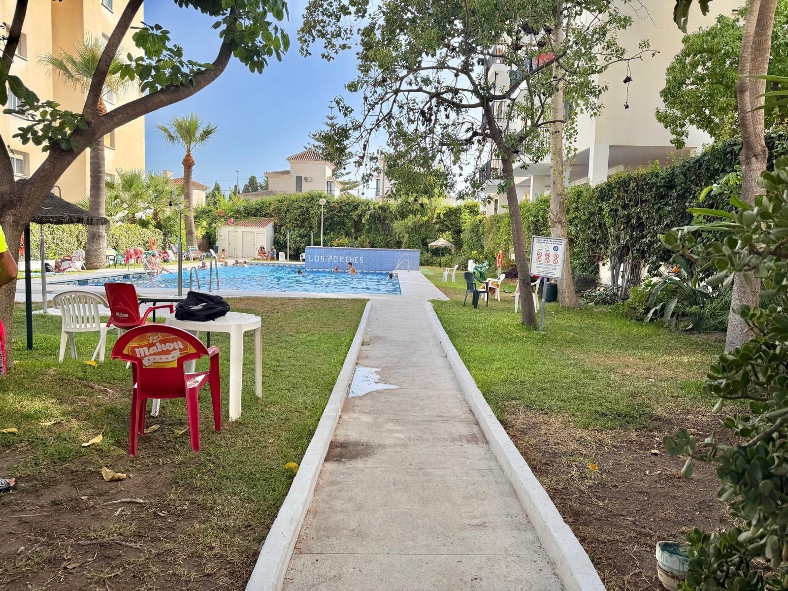 Flat for Sale in Benalmádena