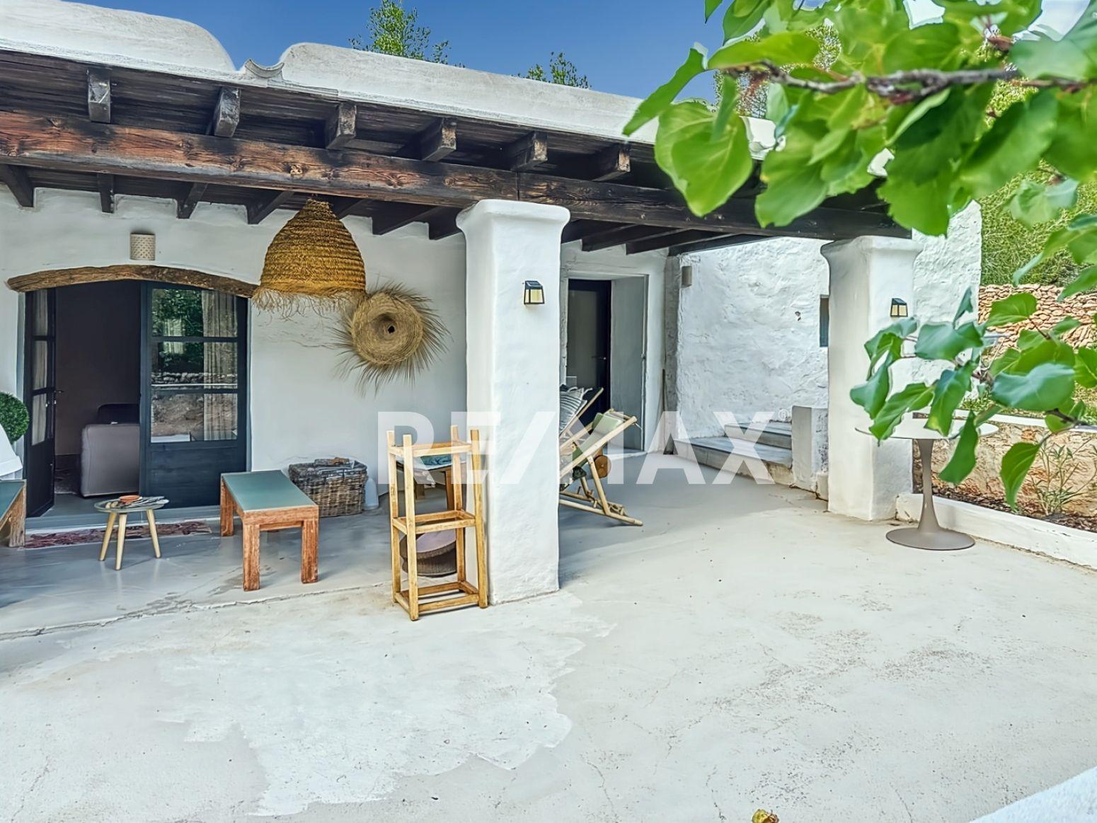 Chalet for Sale in Sant Antoni de Portmany